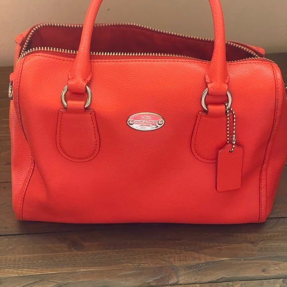 Coach - Picture 1 of 11